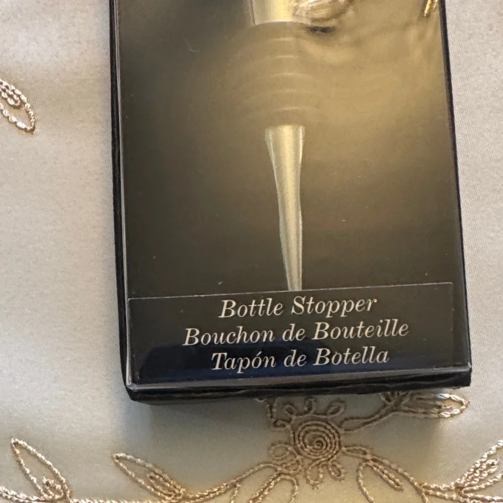 Kate Aspen Silver Heart Wine Stopper